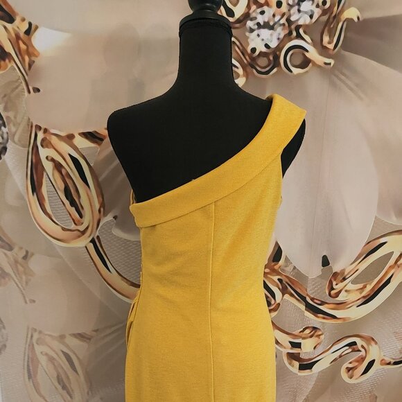 Yellow Formal Gown - Picture 3 of 3